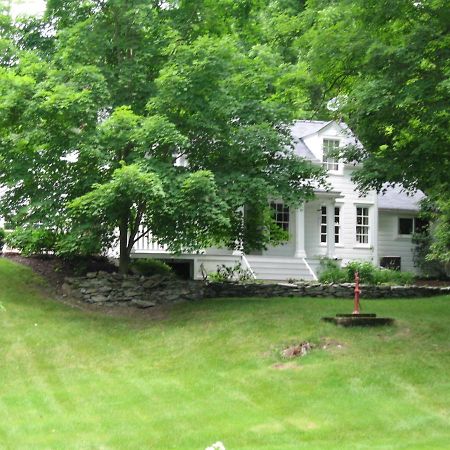 B&B On Seven Acres With Private Bed & Bath Clinton Corners Buitenkant foto